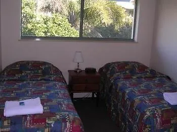 Kings Bay Apartments Caloundra Aparthotel